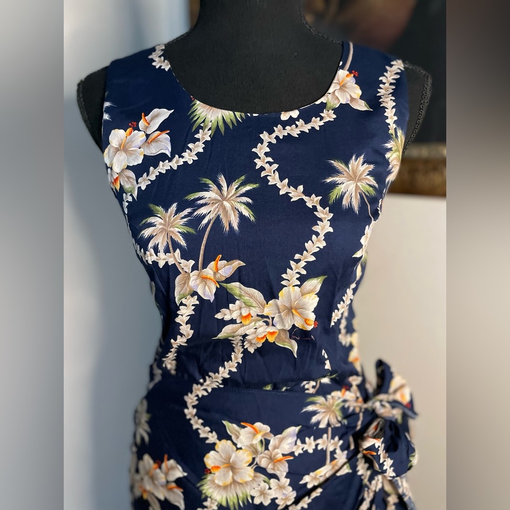 Navy blue Hawaiian dress